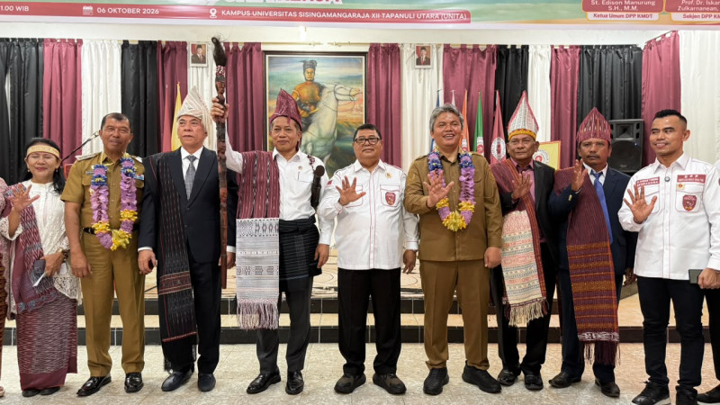 Wabup Taput Dampingi Menkop RI Beri Kuliah Umum di UNITA, Dorong Generasi Muda Manfaatkan Koperasi