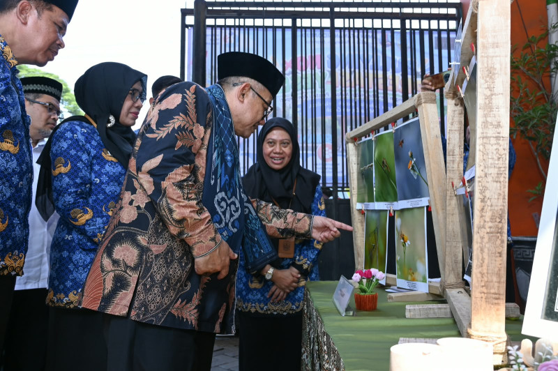 Siswa SMAN 1 Taman Ciptakan ART-MATIKS, Inovasi Batik Sidoarjo Berbasis Matematika dan AI