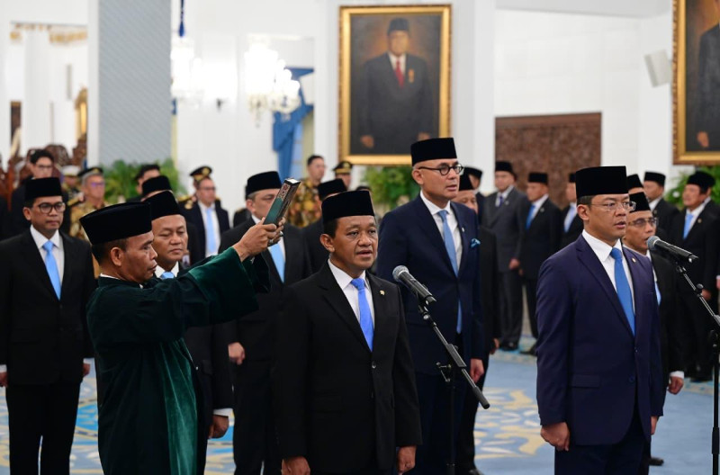 Prabowo Lantik 10 Menteri dan Wakil Menteri Kabinet Merah Putih