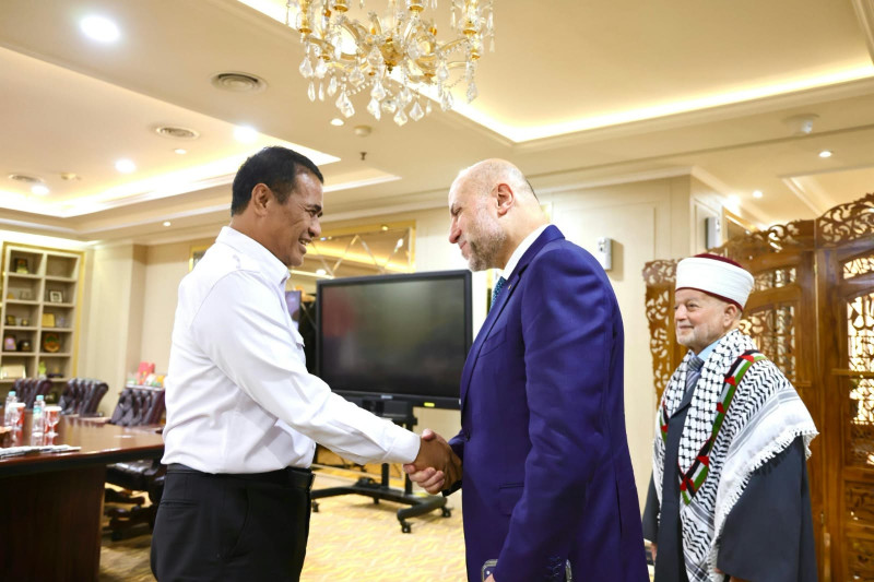 Mentan Amran Siapkan Beasiswa bagi 20 Mahasiswa Palestina