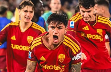 AS Roma Kembali ke Jalur Kemenangan, Taklukkan Genoa 2-0