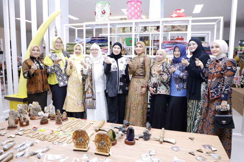 Nawal Dorong Batik Sragen Berkolaborasi dengan Pariwisata dan Ekonomi Kreatif