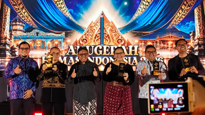 Kemendikdasmen Raih Platinum Awards AHI 2026, Sabet 21 Trofi Penghargaan