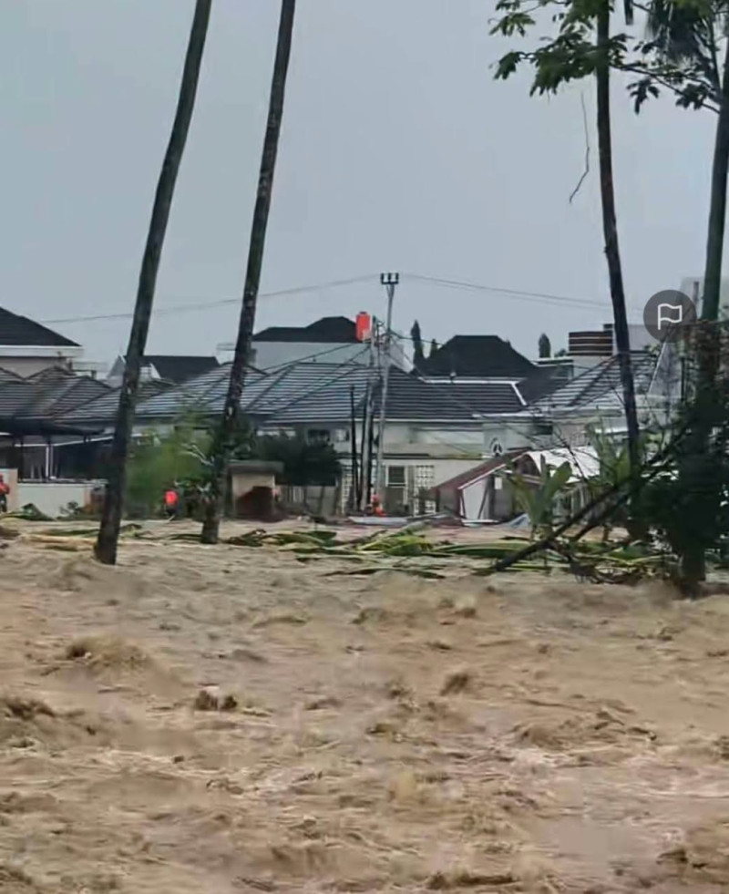 Banjir Kembali Terjang Padang, 120 Rumah Terendam, 238 Warga Dievakuasi