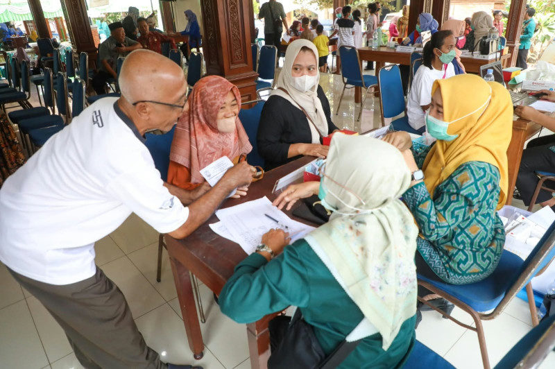Warga Sukodono Antusias Ikuti Pemeriksaan Kesehatan Gratis, Skrining TBC Digencarkan
