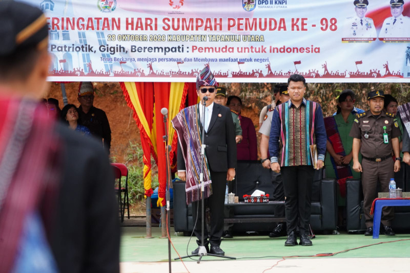 Bupati Tapanuli Utara Pimpin Upacara Sumpah Pemuda ke-98 di Salib Kasih