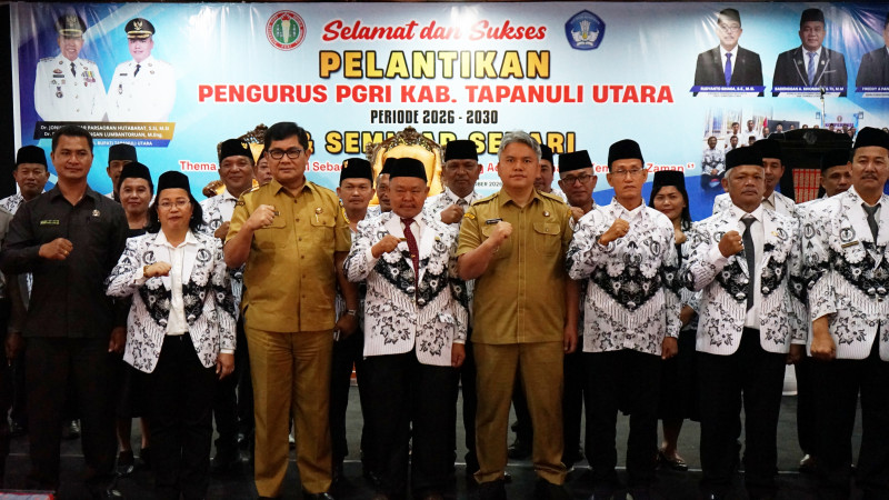Wabup Taput Dorong Guru Kuasai Teknologi dan Kecerdasan Buatan