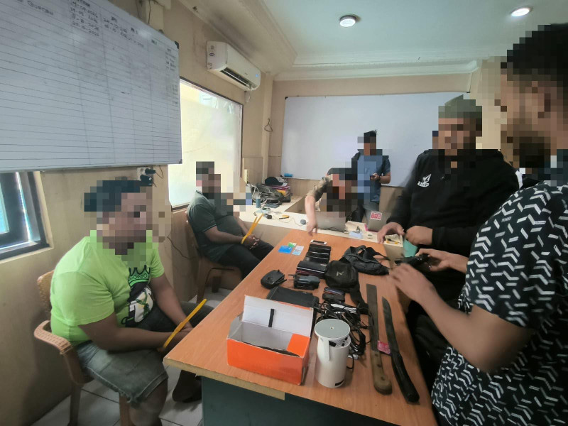 Satgas Damai Cartenz Amankan Dua Pria dalam Pengembangan Kasus Peredaran Amunisi Ilegal di Jayapura