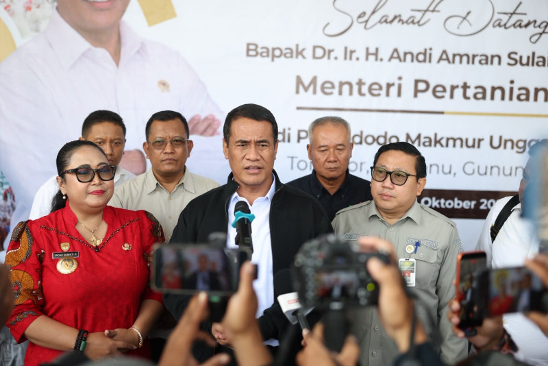 Mentan Amran Telusuri Rantai Pasok Ayam dan Telur, Soroti Kesenjangan Harga hingga Rp45.000 per Kilogram