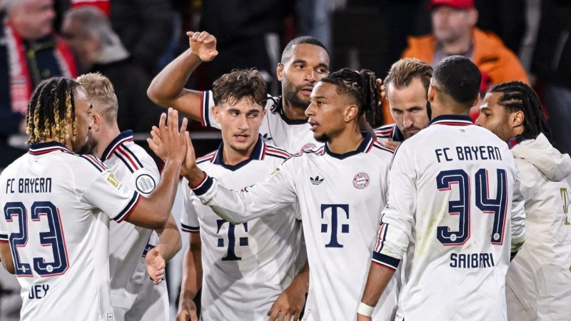 Bayern Munchen Kalahkan Freiburg 3-1, Olise Cetak Gol Penutup di Injury Time