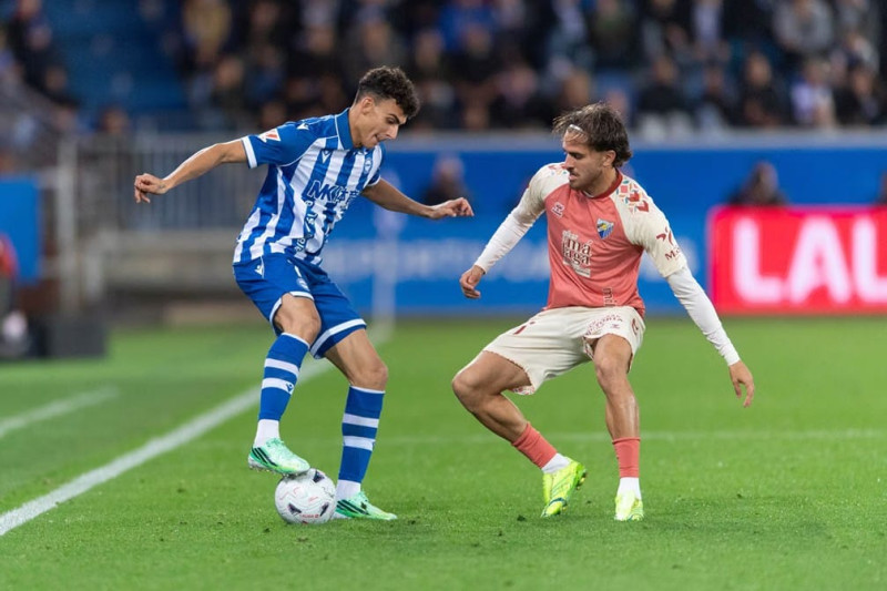 Aitor Ma&ntilde;as Selamatkan Alav&eacute;s dari Kekalahan, M&aacute;laga Gagal Bawa Pulang Kemenangan