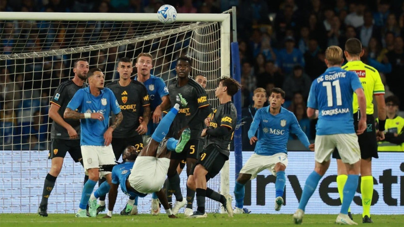 Napoli Gagal Menang, AS Roma Paksa Hasil Imbang 3-3 Lewat Gol Dramatis Menit ke-89